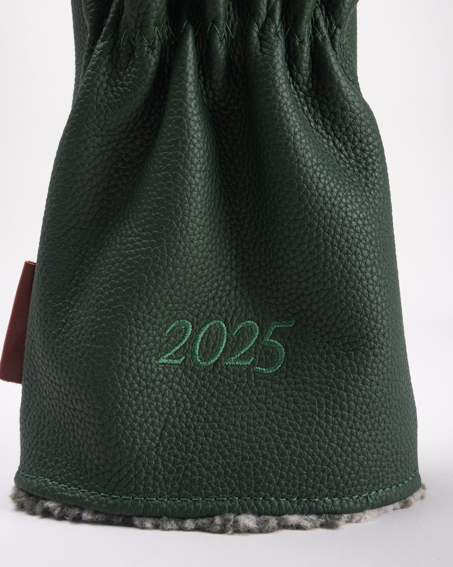 A Winter's Day Driver Headcover