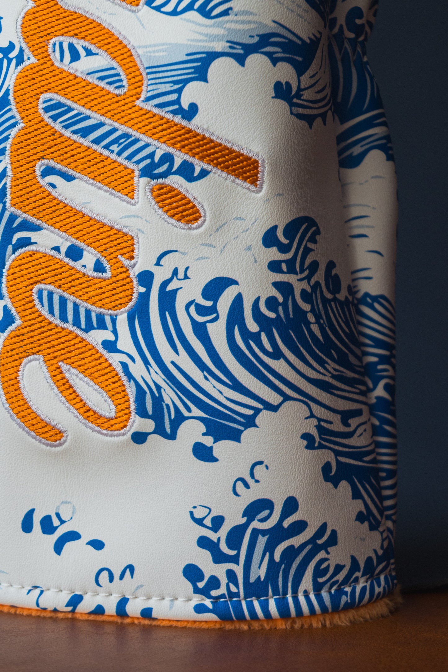 Rolling Waves Driver Headcover